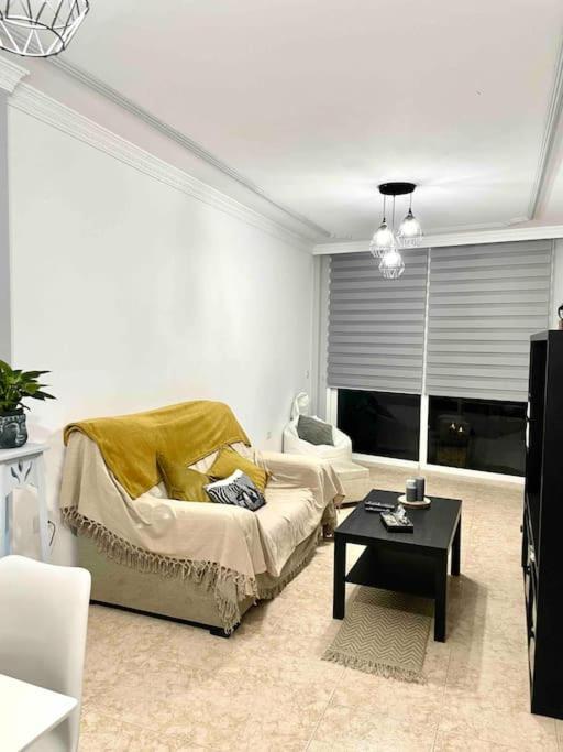 Apartamento Catalina 洛斯·亚诺斯·德·阿里丹 外观 照片